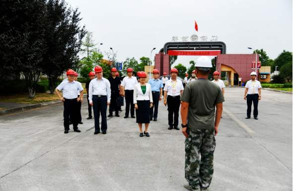 国家粮食和物资储备局副局长梁彦一行赴我市调研指导粮食质量安全工作1201.png 必赢(中国)官方网站